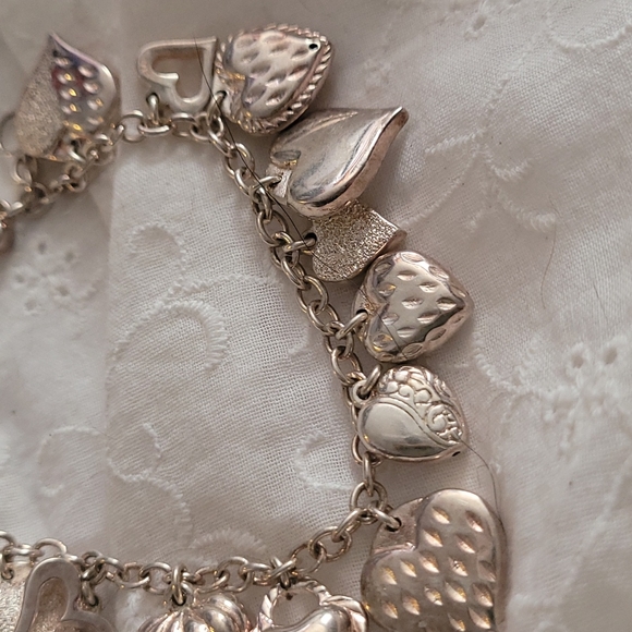 Vintage Sterling Silver Heart Charm Bracelet - Picture 2 of 9